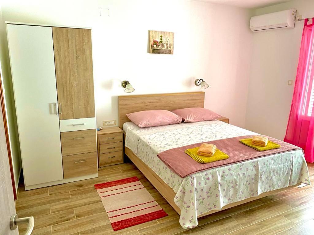 Apartman Miljenko - Matovica Apartment Kampor Exterior photo
